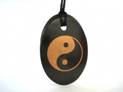 Schungit hängende oval platte yin-yang