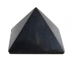 Šungitová pyramida 5 cm