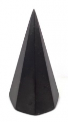 Shungit high pyramid 8-corner 5 cm
