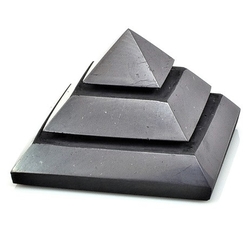 Shungite carved pyramid 5cm
